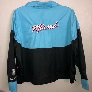 NIKE Vicewave Women’s Courtside Snap Jacket ☄️MIAMI Heat